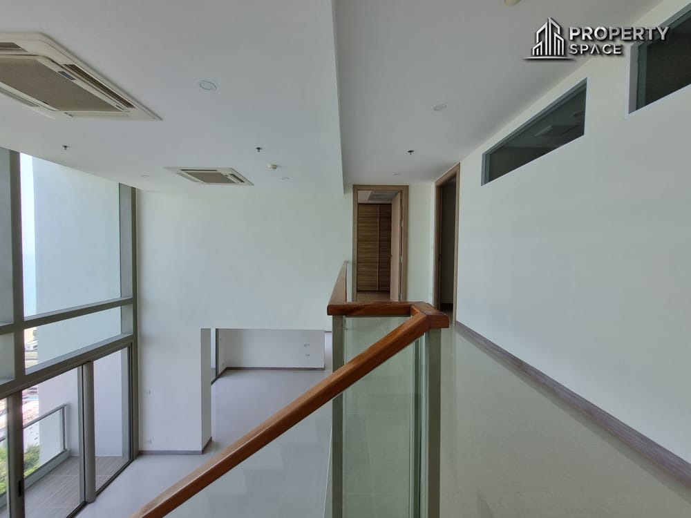 Luxury 5 Bedroom Duplex In Riviera Jomtien Pattaya Condo For Sale Image 11