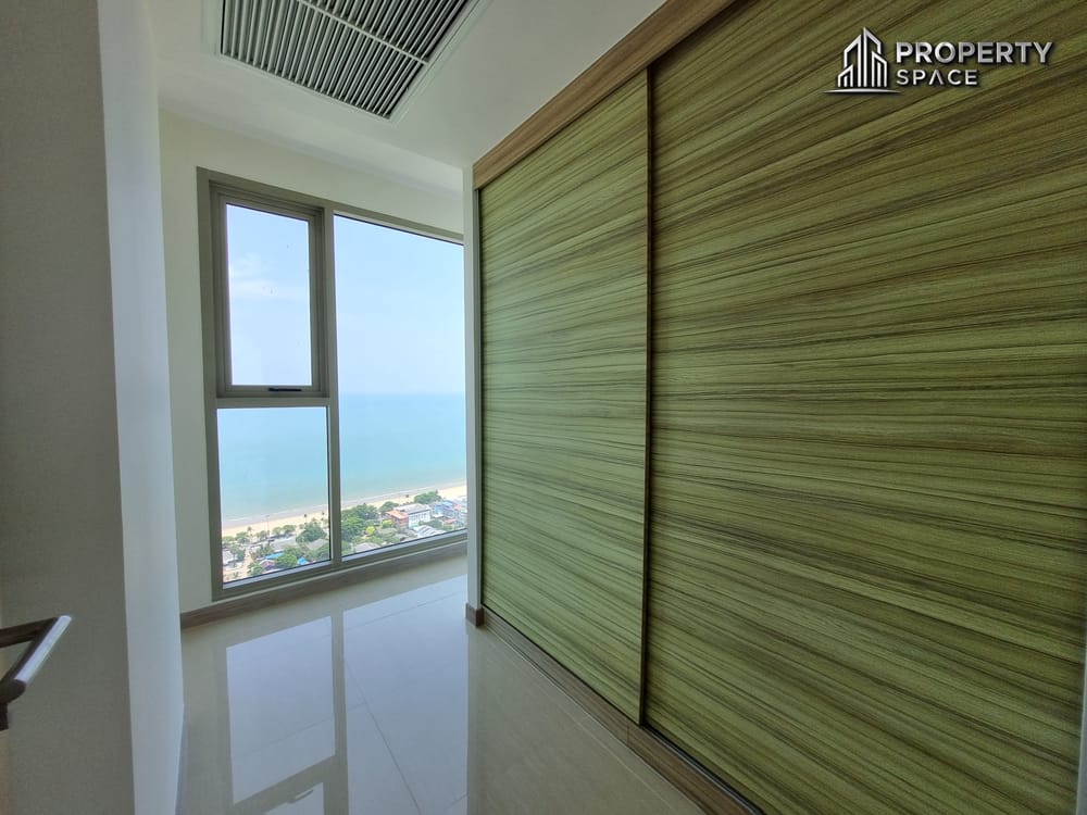 Luxury 5 Bedroom Duplex In Riviera Jomtien Pattaya Condo For Sale Image 18