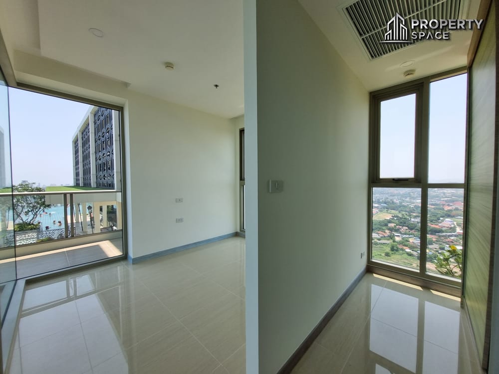 Luxury 5 Bedroom Duplex In Riviera Jomtien Pattaya Condo For Sale Image 27