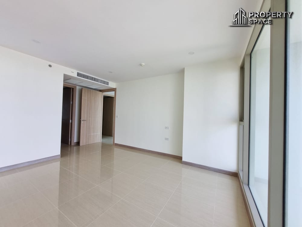 Luxury 5 Bedroom Duplex In Riviera Jomtien Pattaya Condo For Sale Image 32