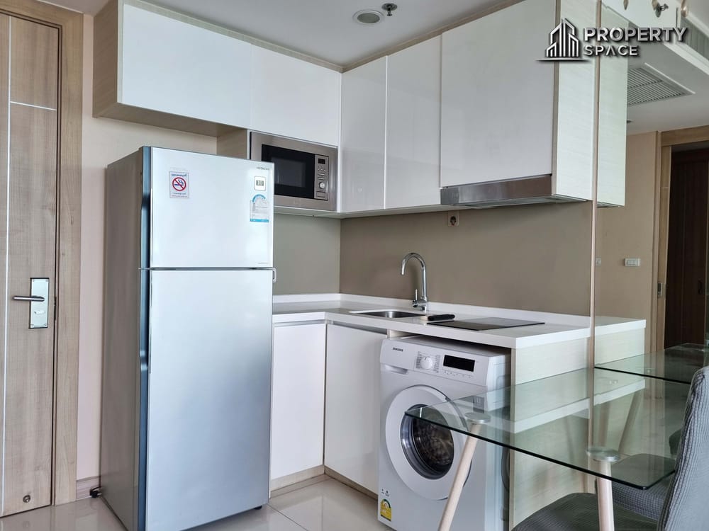 Sea View Luxury 1 Bedroom In The Riviera Wongamat Condo For Rent Image 8