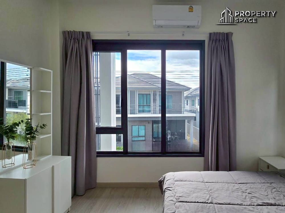 Ideal for Families Spacious 4-Bedroom House In Patta Element Pattaya For Rent  Image 25
