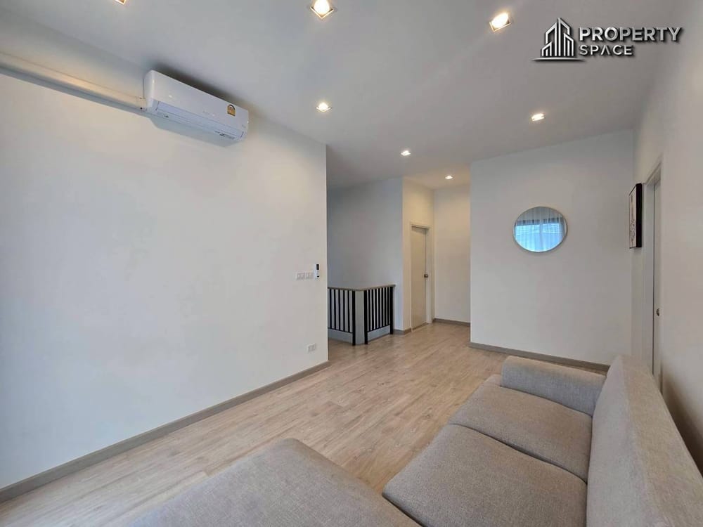 Ideal for Families Spacious 4-Bedroom House In Patta Element Pattaya For Rent  Image 15