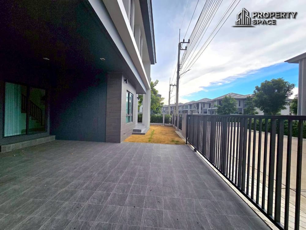Ideal for Families Spacious 4-Bedroom House In Patta Element Pattaya For Rent  Image 30
