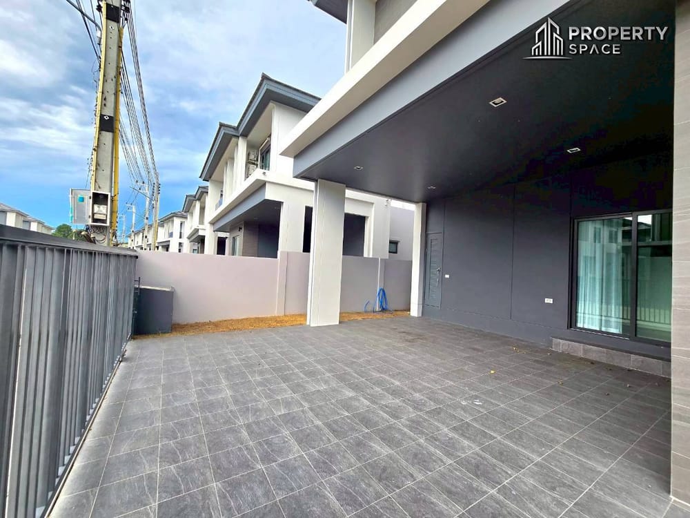 Ideal for Families Spacious 4-Bedroom House In Patta Element Pattaya For Rent  Image 31