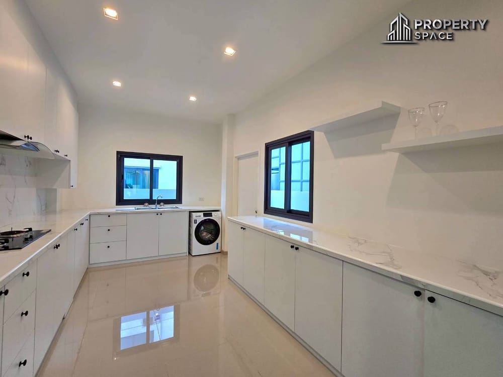 Ideal for Families Spacious 4-Bedroom House In Patta Element Pattaya For Rent  Image 8