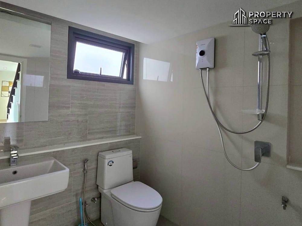 Ideal for Families Spacious 4-Bedroom House In Patta Element Pattaya For Rent  Image 12