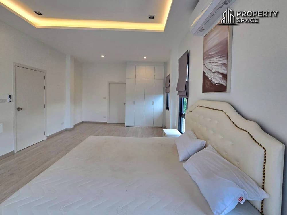 Ideal for Families Spacious 4-Bedroom House In Patta Element Pattaya For Rent  Image 18