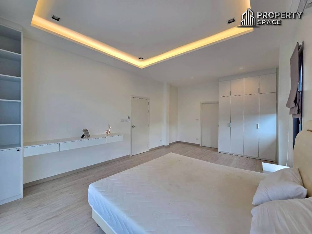 Ideal for Families Spacious 4-Bedroom House In Patta Element Pattaya For Rent  Image 16