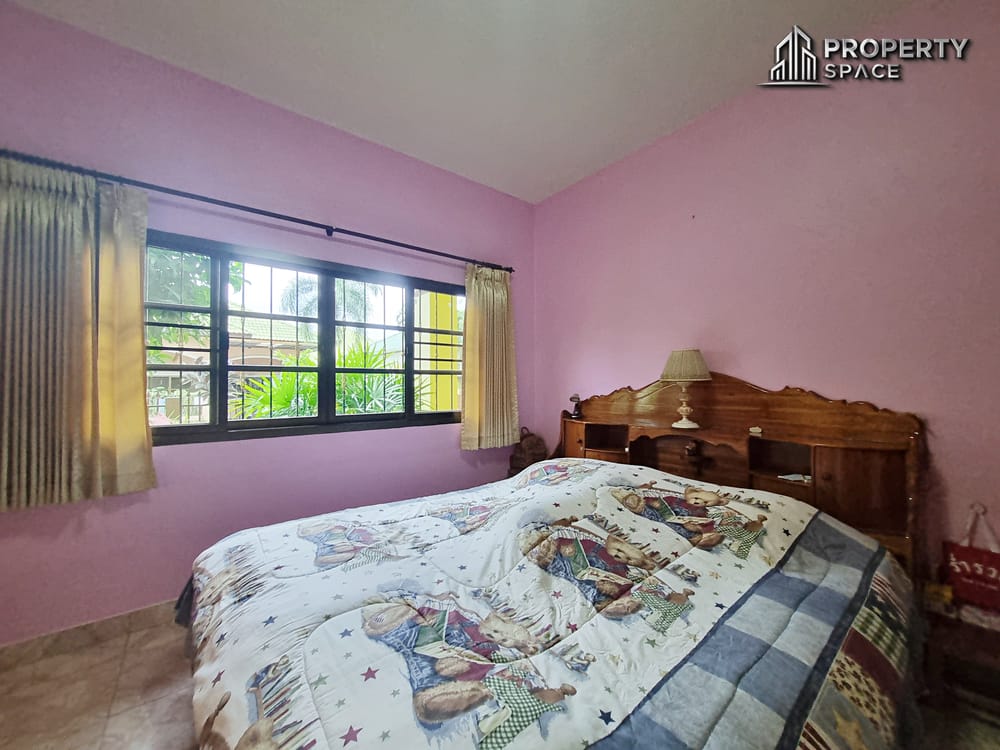 3 Bedroom Detached House In Gated Compound In Nong Pla Lai Pattaya For Sale Image 13