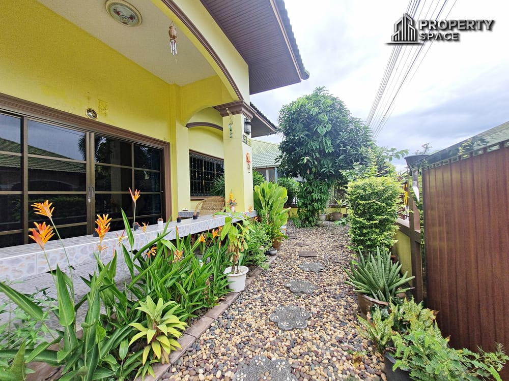 3 Bedroom Detached House In Gated Compound In Nong Pla Lai Pattaya For Sale Image 19