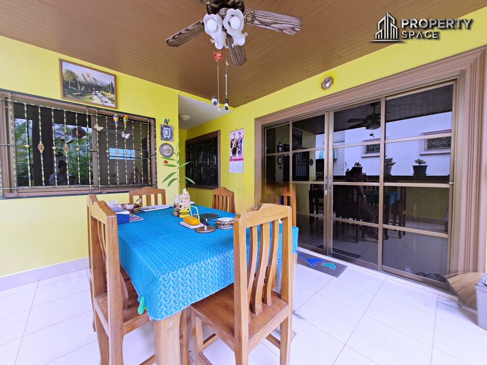3 Bedroom Detached House In Gated Compound In Nong Pla Lai Pattaya For Sale Image 5