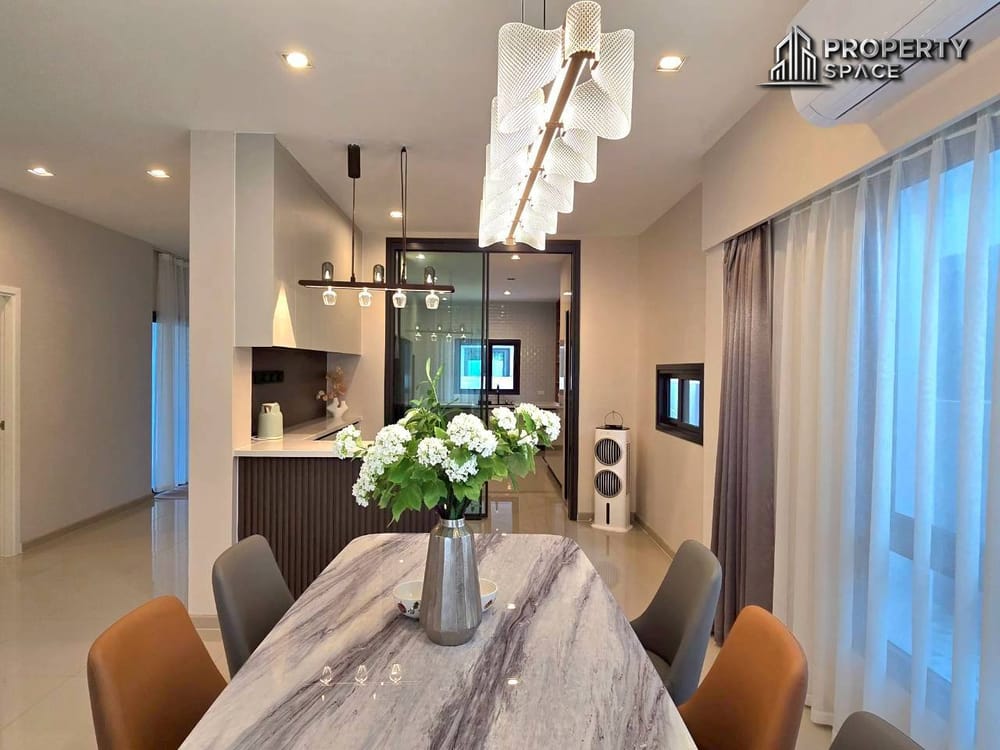 Modern 4-Bedroom Home in Patta Element Pattaya For Rent Image 5