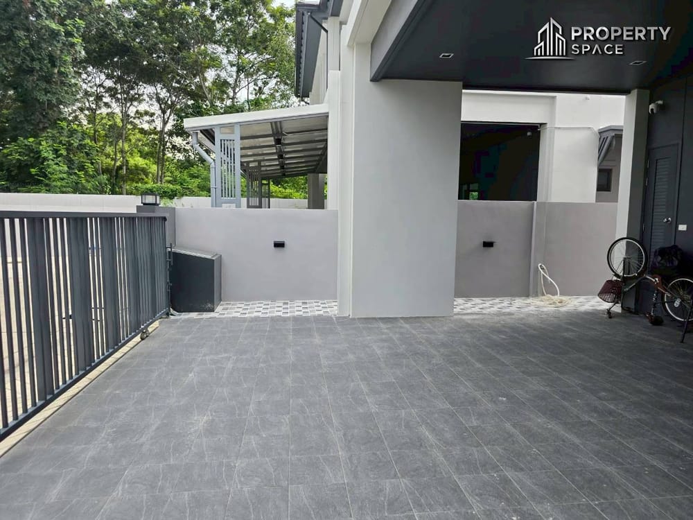 Modern 4-Bedroom Home in Patta Element Pattaya For Rent Image 36