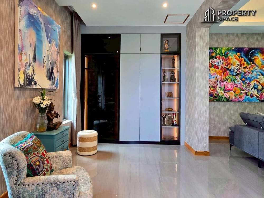 3 Bedroom Pool Villa With Elegant Premium Interiors in East Pattaya For Sale  Image 10
