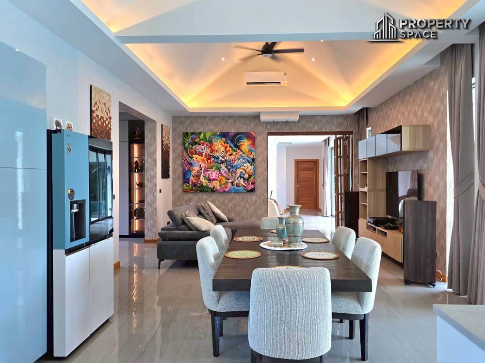 3 Bedroom Pool Villa With Elegant Premium Interiors in East Pattaya For Sale  Image 21