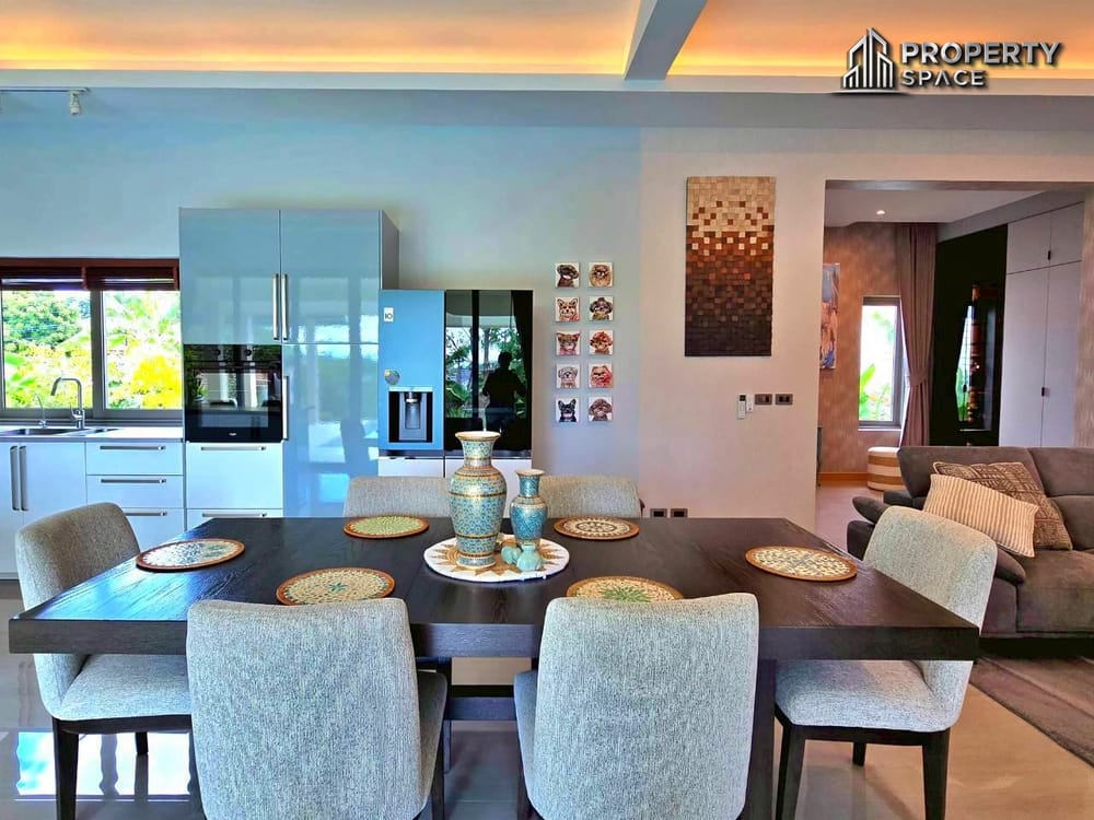 3 Bedroom Pool Villa With Elegant Premium Interiors in East Pattaya For Sale  Image 16