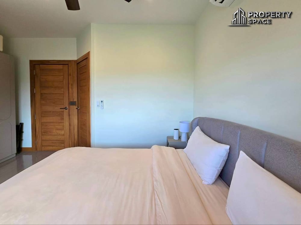 3 Bedroom Pool Villa With Elegant Premium Interiors in East Pattaya For Sale  Image 42