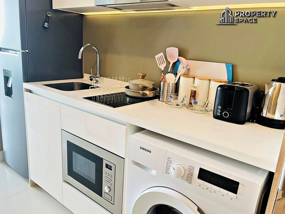 Sea View Studio In Riviera Jomtien Condo For Rent Image 9