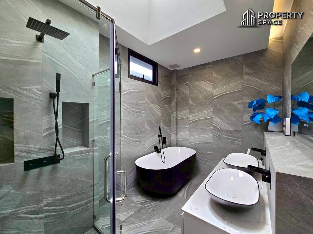 Modern Luxury 3 Bedroom Pool Villa In Pacific Lake East Pattaya For Sale Image 32