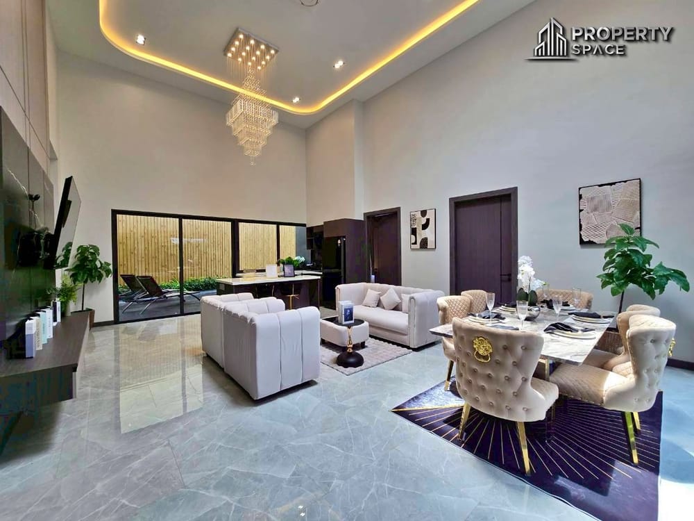 Stunning 3 Bedroom Pool Villa in Soi Siam Country Club Pattaya For Sale Image 6