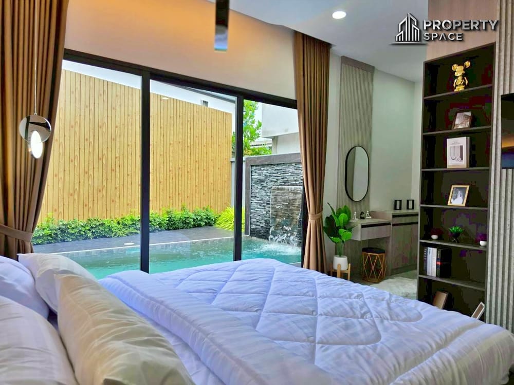 Stunning 3 Bedroom Pool Villa in Soi Siam Country Club Pattaya For Sale Image 19
