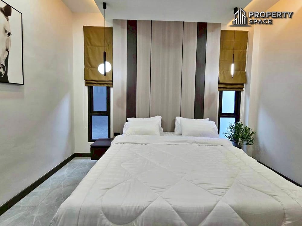 Stunning 3 Bedroom Pool Villa in Soi Siam Country Club Pattaya For Sale Image 27