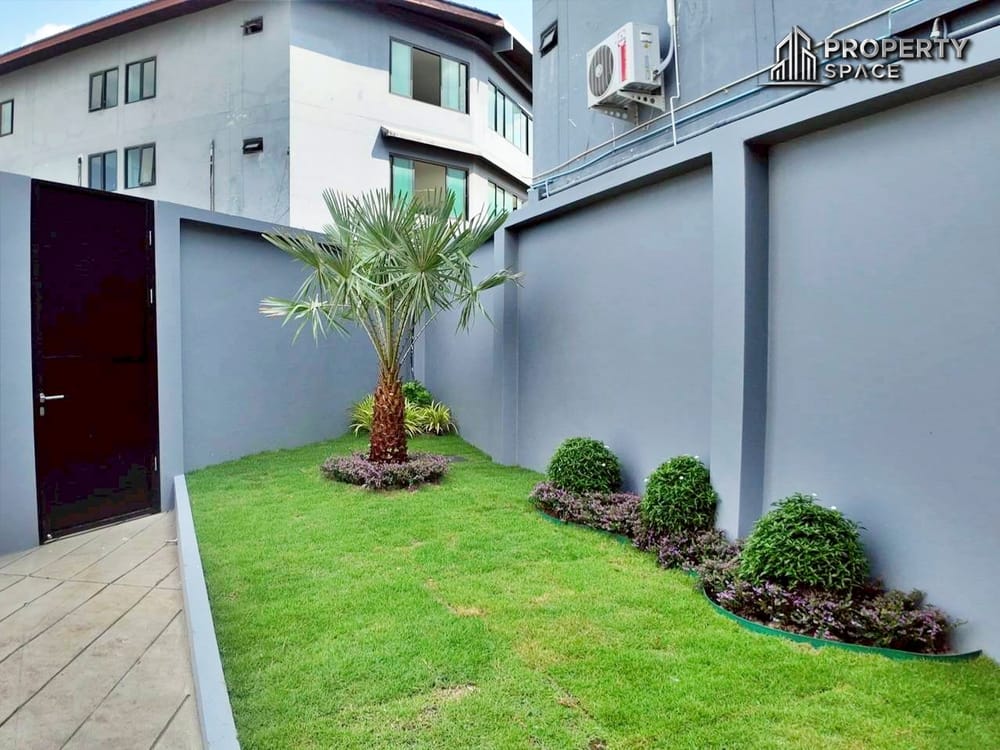 Stunning 3 Bedroom Pool Villa in Soi Siam Country Club Pattaya For Sale Image 36