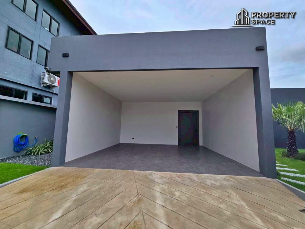 Stunning 3 Bedroom Pool Villa in Soi Siam Country Club Pattaya For Sale Image 39