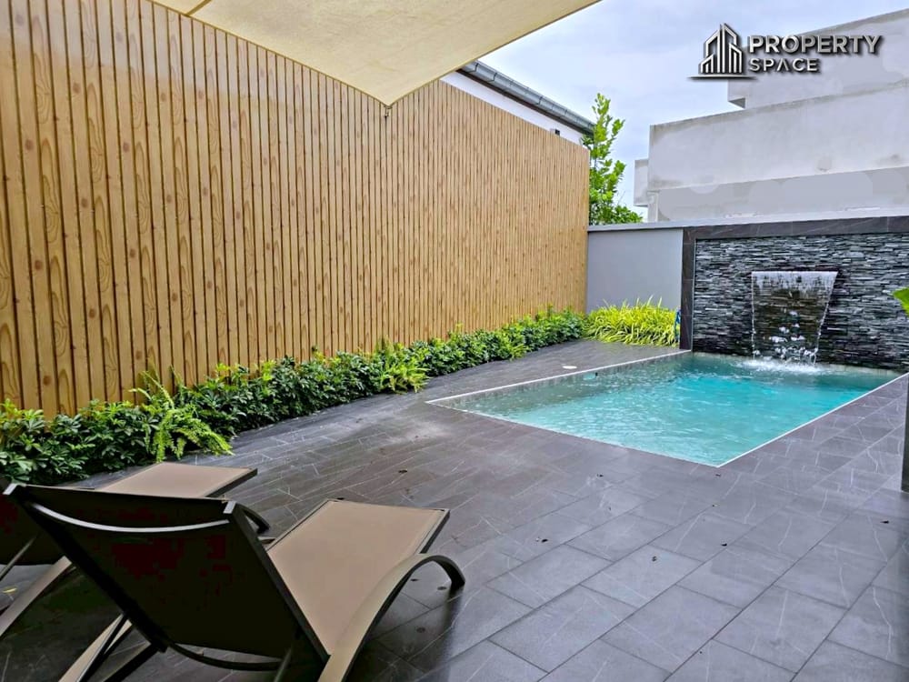 Stunning 3 Bedroom Pool Villa in Soi Siam Country Club Pattaya For Sale Image 3