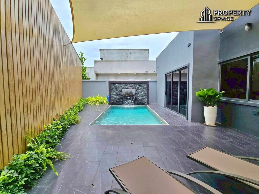 Stunning 3 Bedroom Pool Villa in Soi Siam Country Club Pattaya For Sale Image 4