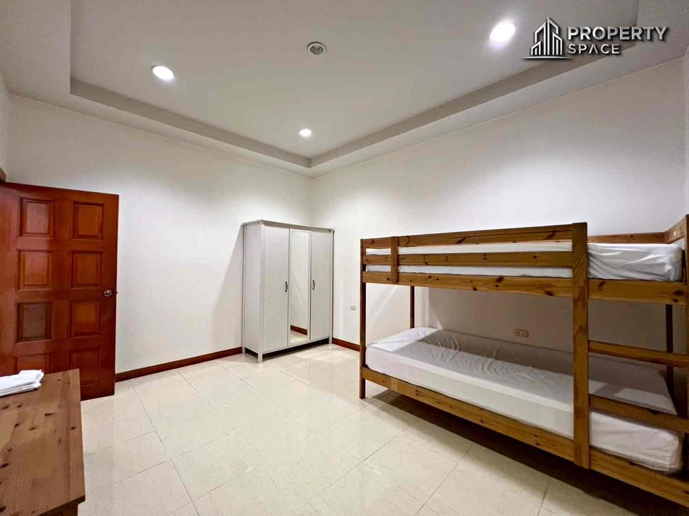 3 Bedroom Detached House In Secured Village East Pattaya For Sale And Rent Image 21