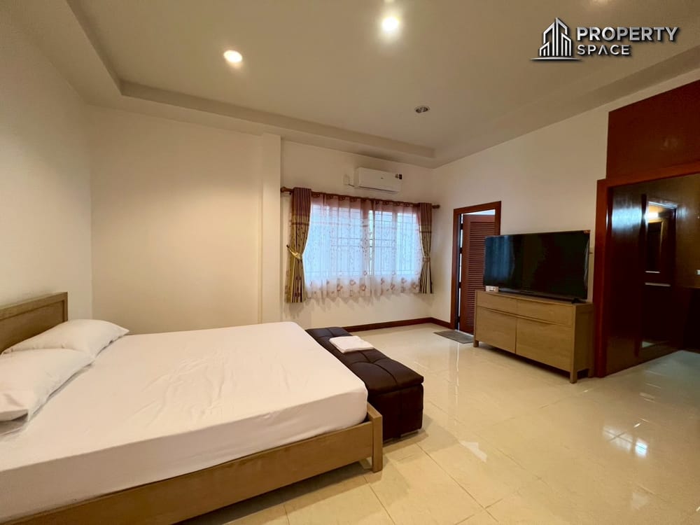 3 Bedroom Detached House In Secured Village East Pattaya For Sale And Rent Image 17