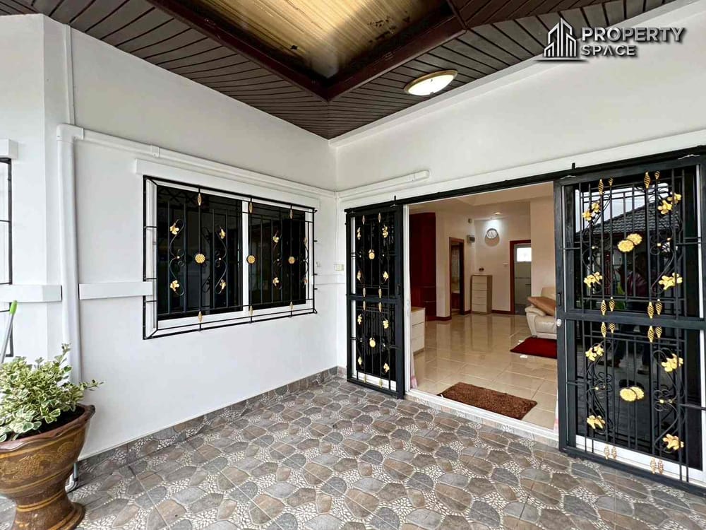 3 Bedroom Detached House In Secured Village East Pattaya For Sale And Rent Image 26