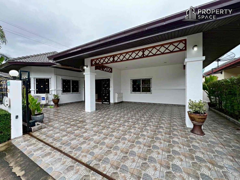 3 Bedroom Detached House In Secured Village East Pattaya For Sale And Rent Image 28