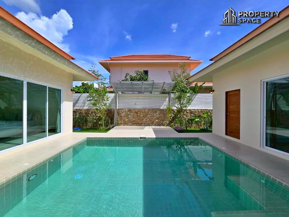 Brand New 3 Bedroom Modern Pool Villa In East Pattaya For Sale Image 3