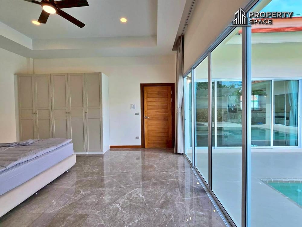 Brand New 3 Bedroom Modern Pool Villa In East Pattaya For Sale Image 16