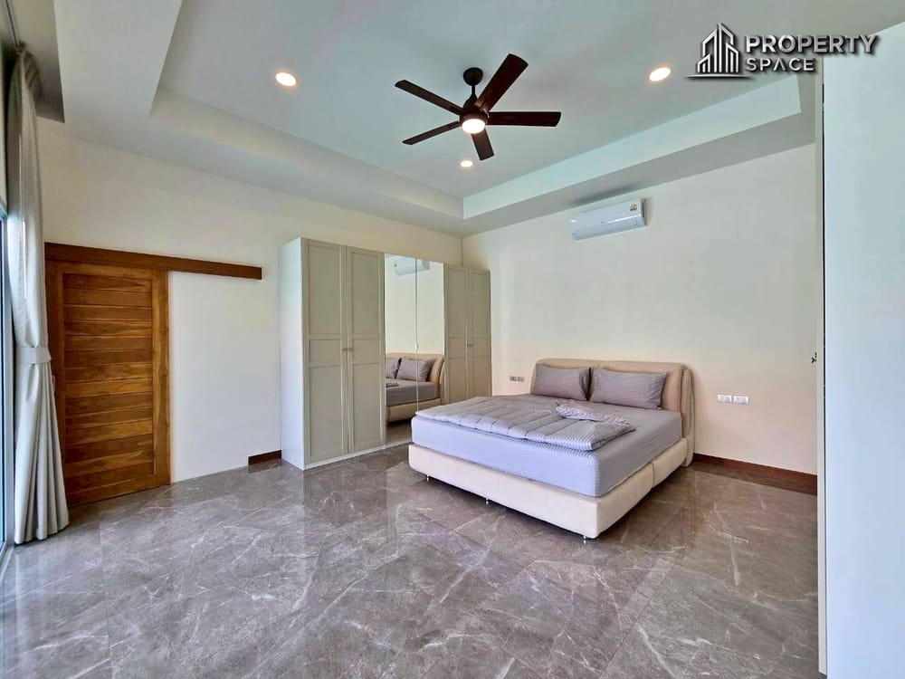 Brand New 3 Bedroom Modern Pool Villa In East Pattaya For Sale Image 13