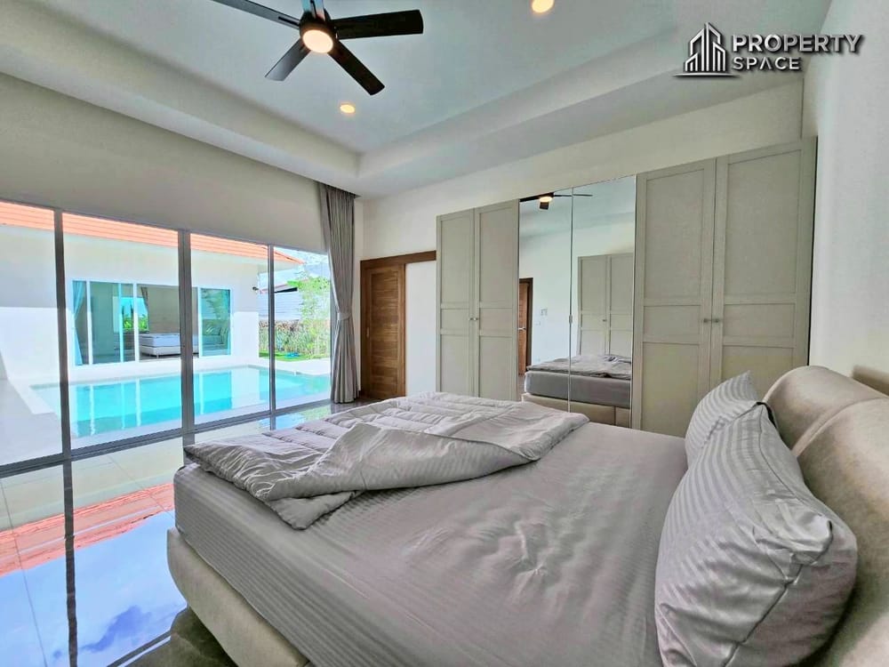 Brand New 3 Bedroom Modern Pool Villa In East Pattaya For Sale Image 17