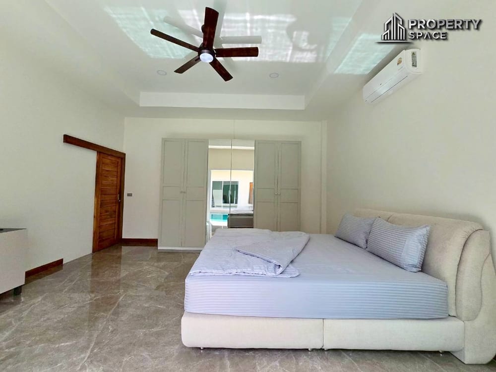 Brand New 3 Bedroom Modern Pool Villa In East Pattaya For Sale Image 22