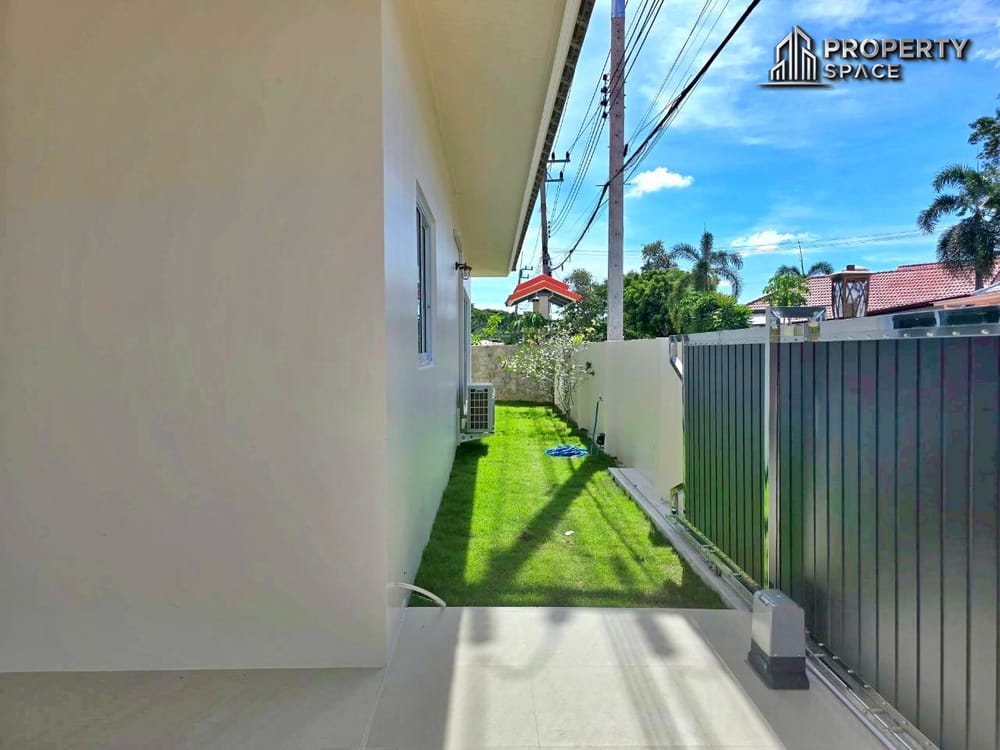 Brand New 3 Bedroom Modern Pool Villa In East Pattaya For Sale Image 30