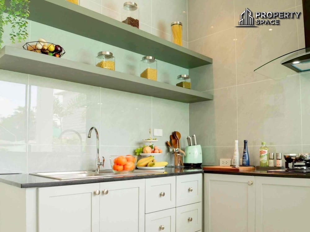 Modern 4 Bedroom Pool Villa In Huay Yai Pattaya For Rent Image 13