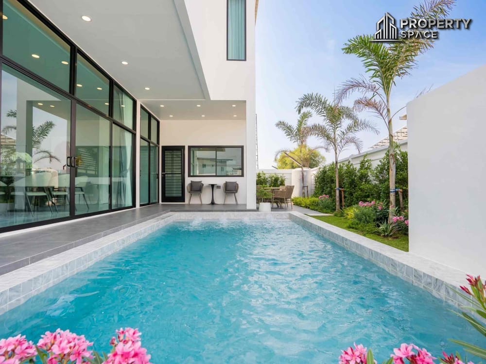 Modern 4 Bedroom Pool Villa In Huay Yai Pattaya For Rent Image 1