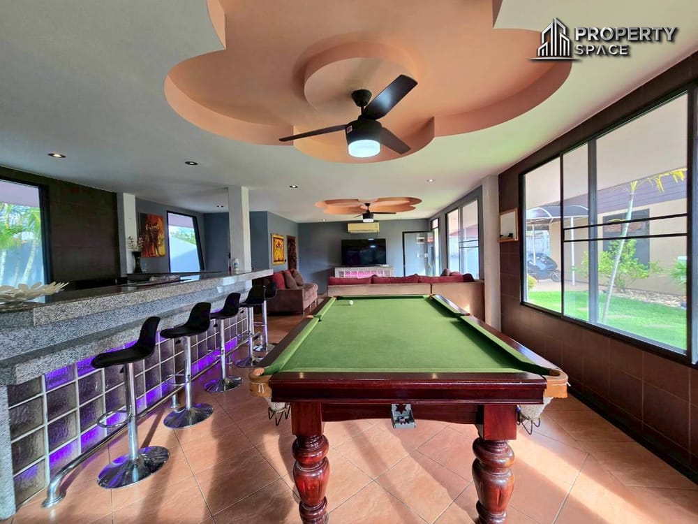 Private Big Land 2 Bedroom Pool Villa In East Pattaya For Rent Image 6