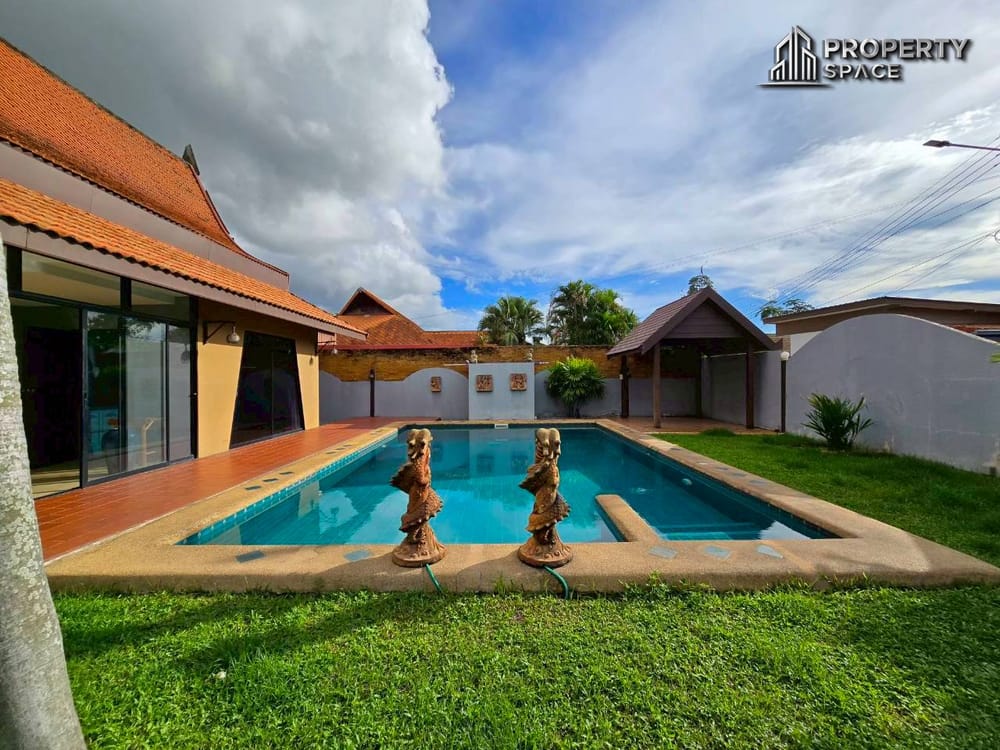 Private Big Land 2 Bedroom Pool Villa In East Pattaya For Rent Image 1