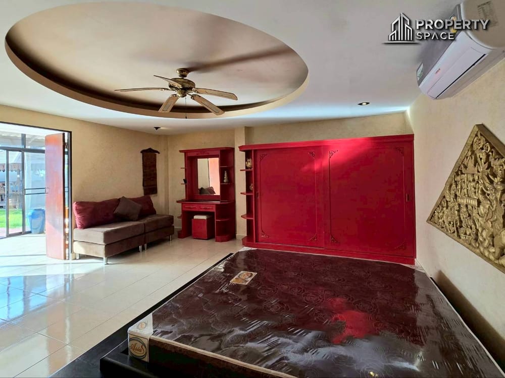 Private Big Land 2 Bedroom Pool Villa In East Pattaya For Rent Image 21