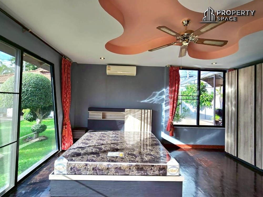 Private Big Land 2 Bedroom Pool Villa In East Pattaya For Rent Image 26