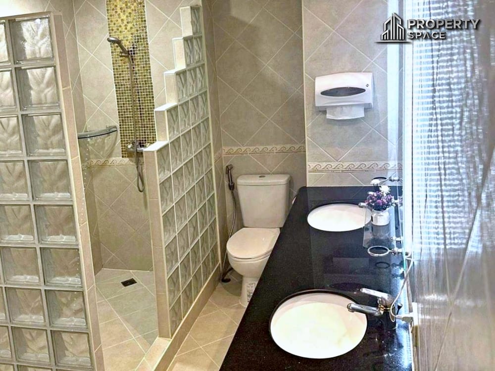 Spacious Seaview 2 Bedroom Condo In View Talay 2A Jomtien For Sale & Rent Image 18