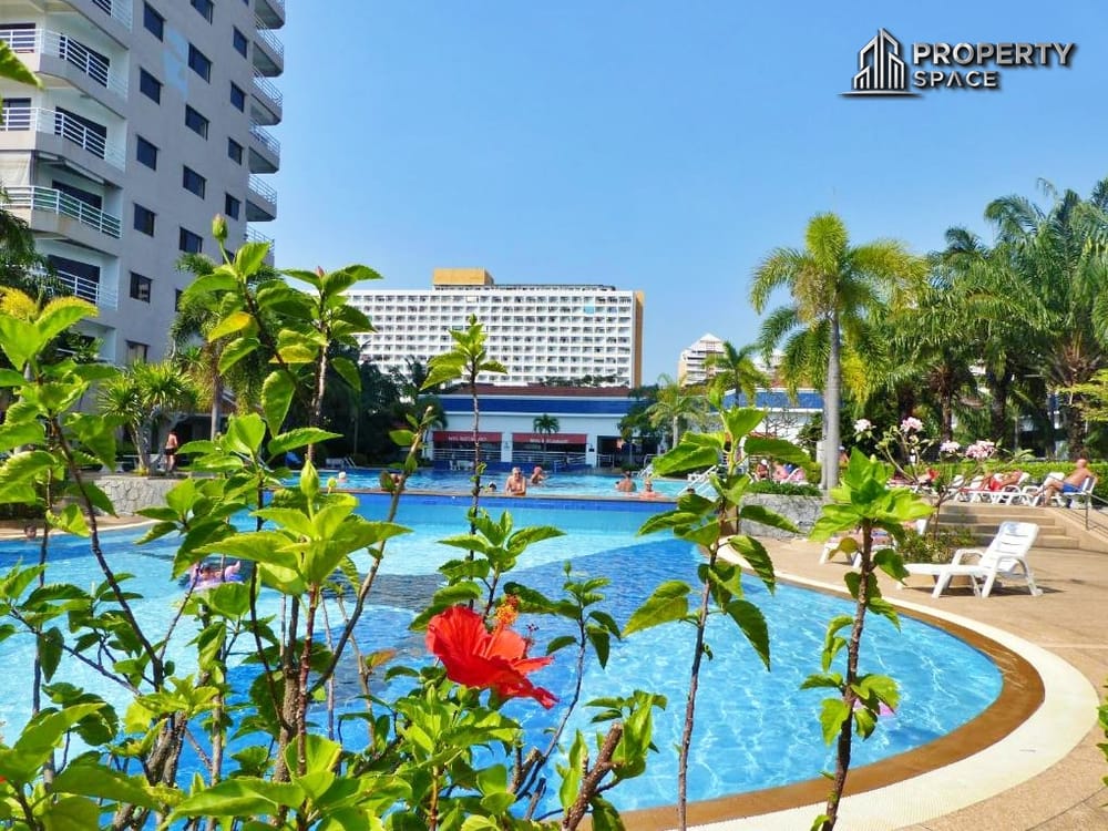 Spacious Seaview 2 Bedroom Condo In View Talay 2A Jomtien For Sale & Rent Image 1
