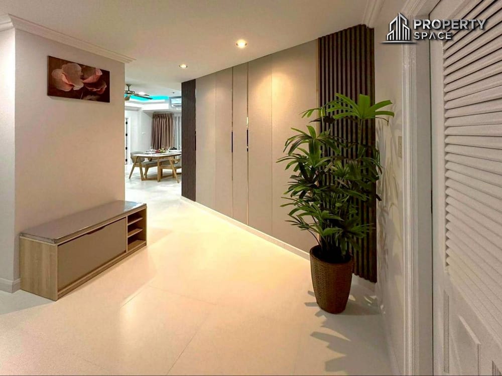 Spacious Seaview 2 Bedroom Condo In View Talay 2A Jomtien For Sale & Rent Image 22